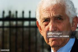 12 Paul Elsberg Stock Photos, High-Res Pictures, and Images