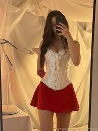 Sunny Maria - Free pics, galleries & more at Babepedia