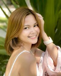 Sooooo. This is “33” ✨🌸💓 📸 @sweetmadc