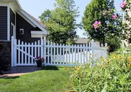 Vibrant colors are practically expected and often are adorning these classic homes. Popular House And Fence Color Combinations Find Your Best Match