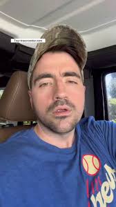 @traecrowder's video Tweet