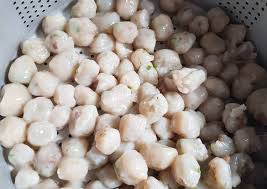 Bumbu siramannya terbuat dari bahan seperti cabai rawit, bawang putih, daun bawang, dan merica. Langkah Mengolah Cilok Isi Gajih Lemak Sapi Asli Tasikmalaya Praktis
