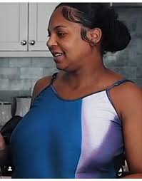 Ashanti and her mother then and now