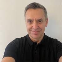 12100+ "The Howes" profiles