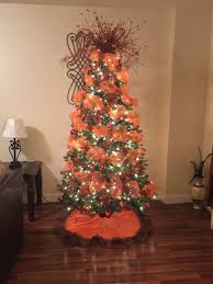 My Christmas Tree Decoration 2016 Burnt Orange And Brown Color Theme Orange Christmas Tree Orange Christmas Decor Christmas Tree Themes