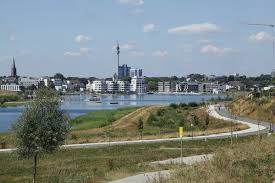Auch die stadt dortmund investiert selbst bzw. Phoenix See Wikipedia