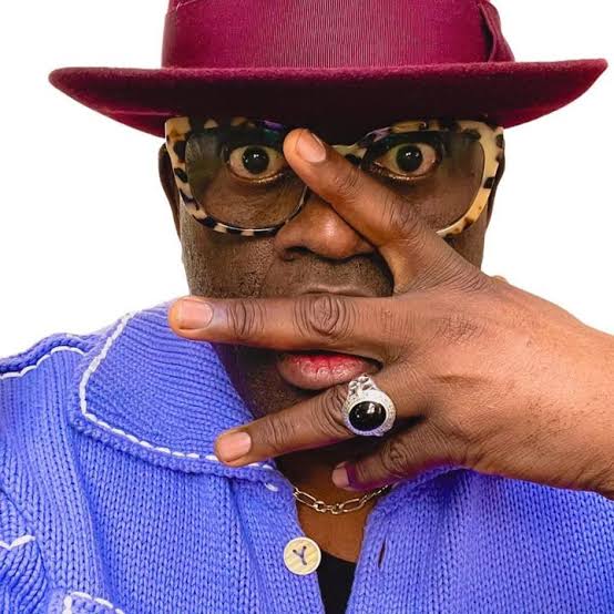 Dindo Yogo est mort à 44 ans, le 23 août 2000. Il était une figure maj... | TikTok