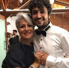 He gained fame through medcezir in which he played mert asım serez, and is also known for portraying ali vefa in mucize doktor. Ixlfrwvhjh6mbm