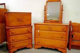 Includes headboard with our listing form. Antique Tiger Maple Bedroom Sets Marina Dining Room Chair Maple Furniture Cottage Furniture Vintage Bedroom Sets