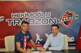 Hekimoğlu trabzon fk u19 futbol takımımız bugün antrenman öncesi, 19 mayıs atatürk'ü anma ve gençlik spor bayramı'nı tesislerimizde kutladı. Facebook