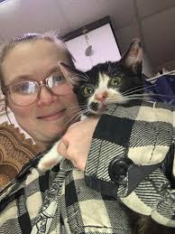 ⛳🐱 Tee off for the cats! 🐱⛳ The big day is almost here — join us for a  Mini Golf Fundraiser to support Chicago cats in need! 💖🐾 🎟️ Get your  tickets