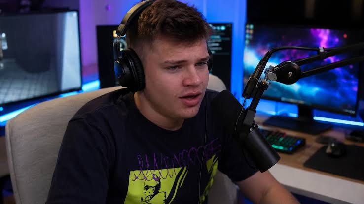 Jynxzi Net Worth: How the Twitch Star Built His Fortune - ZapCrest