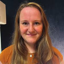 WHAT'S INSIDE Amber Boyd Kaila Ruiz Gwendalyn Boyer Karen Nolen Katie  Johnson Tyler Hunter