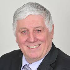 Daniel Revell (@DanielRevell)