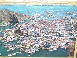 Havasu Spring Break on X: Throwback to when Copper Canyon was basically  one giant island of boats. #tbt t.co otuseK3Fp5   X