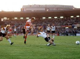 Christian eriksen war auf dem platz zusammengebrochen und musste reanimiert werden. Geschichte Der Euro Der Fast Food Europameister 1992 Dfb Deutscher Fussball Bund E V