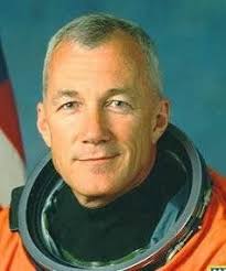 Astronauts • ISS Tracker