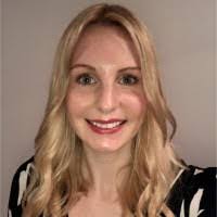 Charlotte Dearing's Instagram, Twitter & Facebook