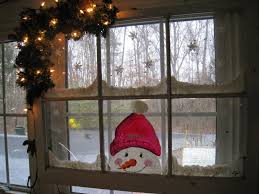 Repurposed For Life Things To Do With Old Glass Windows Part 1 Christmas Window Decorations Christmas Window Painting Window Crafts
