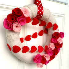 Easy valentine's day craft via the happy runner. Valentine Wreath Ideas How To Make A Burlap Wreath