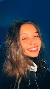 Sarah Barela's Instagram, Twitter & Facebook