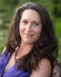 Tina Bergmann's Instagram, Twitter & Facebook