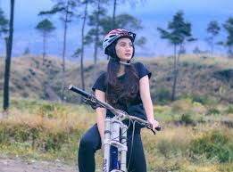 Selain aktor mudja, ada beberapa nama nama aktor senior seperti anjasmara, fathir muchtar, ucy bing slamet, jeremy thomas, rico tamppaty, diah permatasari. Biodata Fiolina Teja Yanti Pemeran Nadin Love Story The Series Berusaha Rebut Hati Kendra Malang Terkini