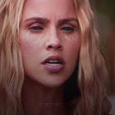 Rebecca Mickelson's Instagram, Twitter & Facebook