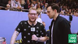 Henning fritz is thinking about making a change. Henning Fritz Im Gesprach Mit Der Handball Legende Youtube
