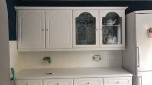 Follow our guide to make sure you don't make any common painting painting kitchen cupboards that have become old or faded can really improve the overall look of your kitchen. White Kitchen Cupboard Paint Wilko Instaimage