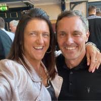 Fran Orr's Instagram, Twitter & Facebook