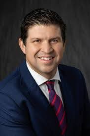 Daniel Pullin's Instagram, Twitter & Facebook