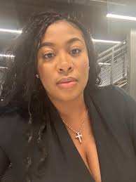 Yes! Retinol is the one thing many plastic surgeons and aestheticians and  dermatologists all say works.