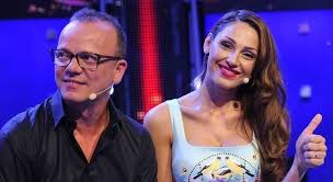 Una love story travolgente ed. Anna Tatangelo E Gigi D Alessio In Crisi L Indiscrezione Lei E Andata Via Di Casa