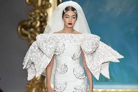 Abiti glamour abiti da sposa da sogno. Abiti Sposa Primavera Estate 2020 I Modelli Da Cui Prendere Ispirazione Per Il Matrimonio