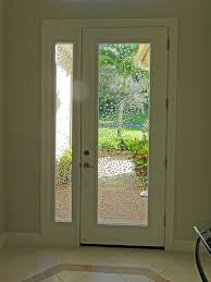 Glass doors at trustile we believe that every opening is an opportunity to make a design statement. Custom Bubble Glass Doors Ft Myers Naples Glass Design