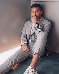 Hugo On Instagram Touchdown In Dubai Mrmoudz Wears The Checked Berlin Suit From Hugo Spring19 Repost Theberlinway Khaledel How To Wear Hugo Fashion