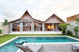 Tajug adalah rumah adat jawa tengah yang berfungsi sebagai tempat ibadah atau tempat sakral. 25 Inspirasi Desain Rumah Adat Jawa Tengah Klasik Dan Modern