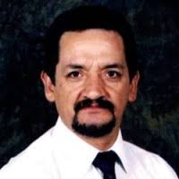 50+ perfiles de «Luis Tarango»