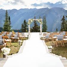 The Ceremony Was Held At The Aspen Wedding Deck Overlooking The Maroon Bells And The Rocky Mountains A Mountain Wedding Aspen Wedding Mountain Wedding Venues