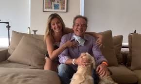 Ela sai de casa 6h, passa a manhã atarefada com as matérias e volta à tarde para a rede tv! Luisa Mell Comemora Chegada Do Marido Em Casa Apos Dificil Internacao