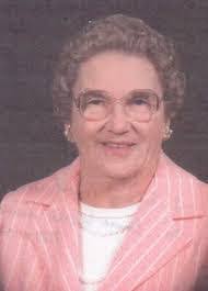 Selma Wade's Instagram, Twitter & Facebook