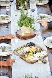 Here are the modern dinner party rules, according to the experts. Pinterest Dulcexbellalinda Dinner Party Table Settings Dinner Party Table Dinner Table Setting
