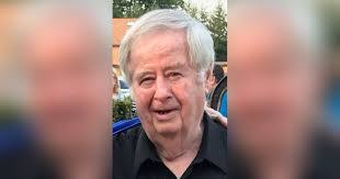 Cassandra Doran's Instagram, Twitter & Facebook