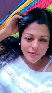 วิดีโอของ Sandra Claros (@sandraclaros3) พร้อมเพลง MI EX TENÍA RAZÓN