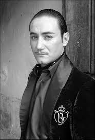 Prefiero identificarme con unos antihéroes que con una bandera"