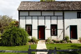 A wide selection of bed and breakfasts in and near fredericksburg, texas, with specials, maps, photos, videos, rooms, and booking information. Book Von Heinrich Home Fredericksburg Texas All Cabins