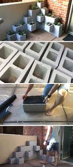 Cinco bloques de hormigón dobles y dos simples adhesivo de montaje para construcción comienza con un bloque doble y delimita una de las celdas con unas tiras de adhesivo de. Make This Inexpensive And Modern Outdoor Diy Succulent Planter Using Cinder Blocks Suculentas Diy Vasos De Plantas Suculentas Y Jardineras De Bricolaje