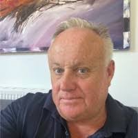 Bruce Summerfield's Instagram, Twitter & Facebook