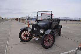 The Alameda Naval Air Museum Played Host To The Alameda Swapmeet 2018 Hotrodhotline Com Car Show Car Antique Cars